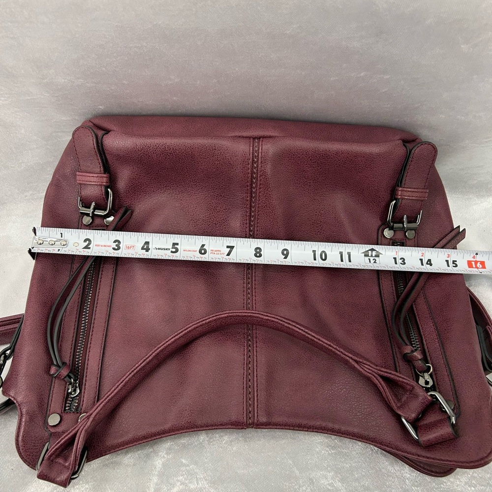 Realer Shoulder Bag - Picture 10 of 13
